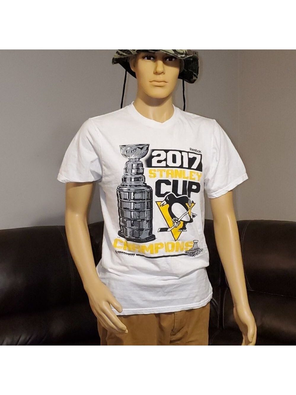 Pittsburgh Penguins 2017 Stanley cup T-shirt med